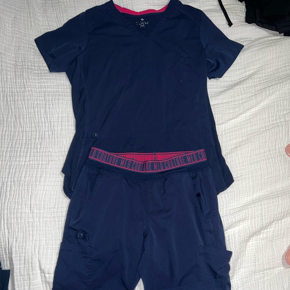 Med couture scrub set